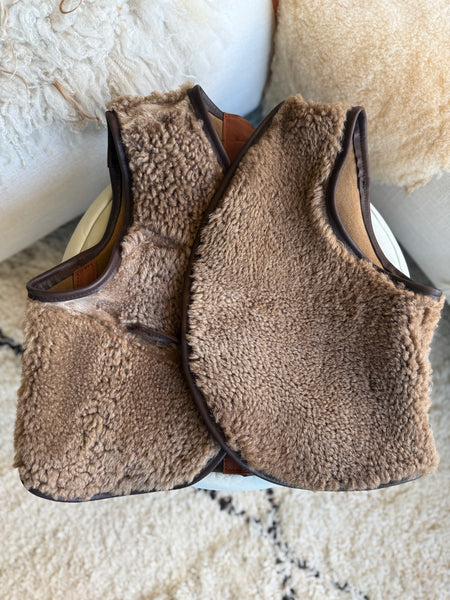 Cropped shearling vest