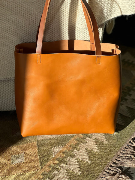 Shopper Tote in Camel