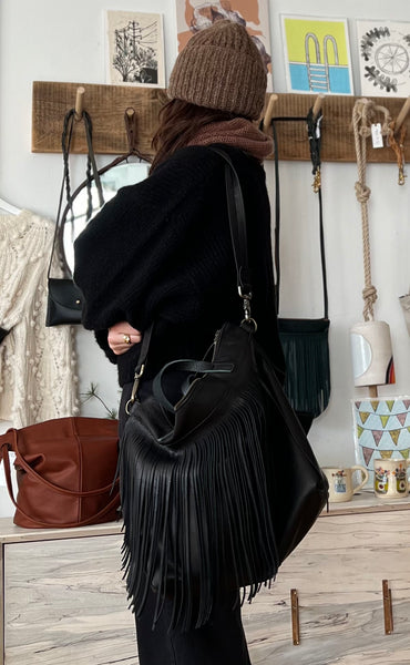 Zip tote with fringe