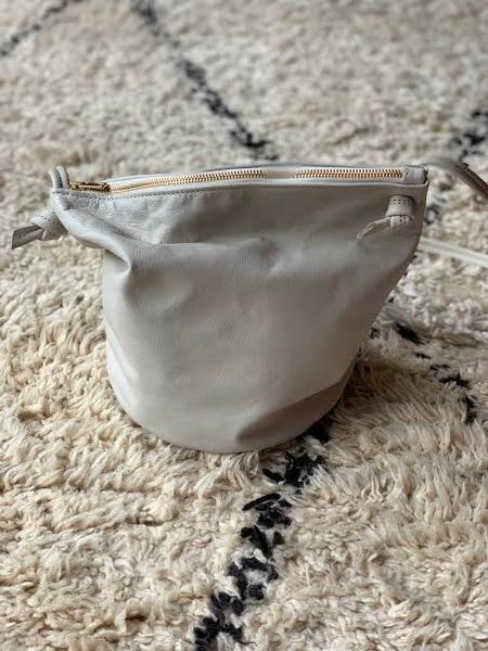 Zippered Bucket