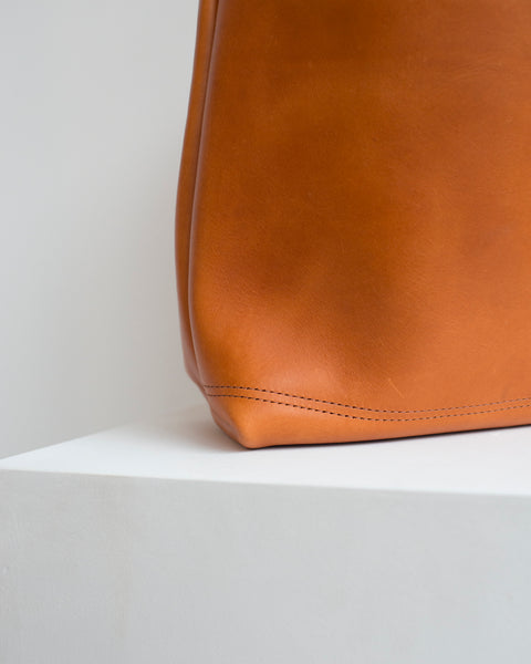 Shopper Tote in Camel