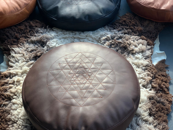 Floor Pouf - meditation cushion - zafu