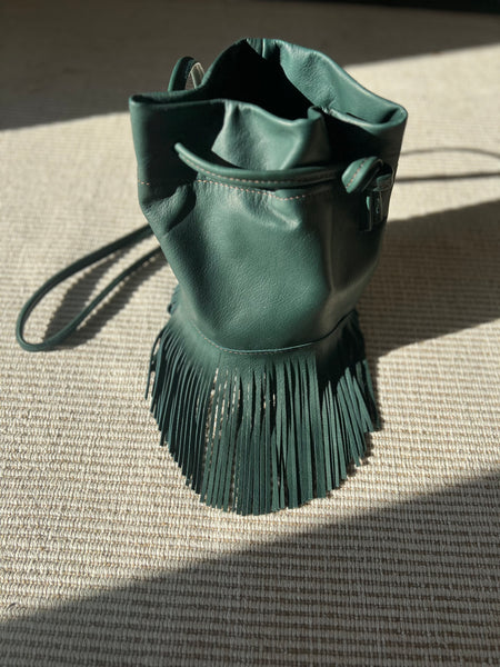 Small 2~way Bucket with Fringe