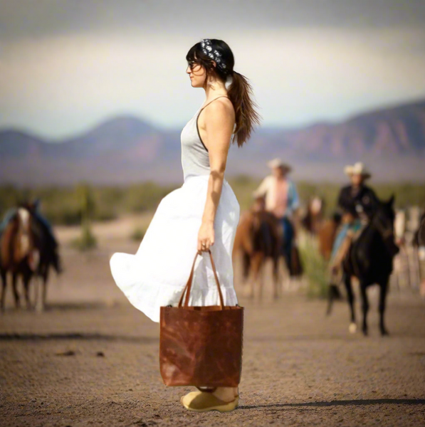 Shopper Tote in acorn Brown