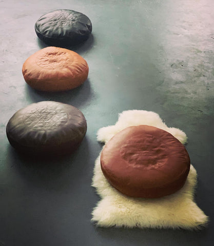 Floor Pouf - meditation cushion - zafu